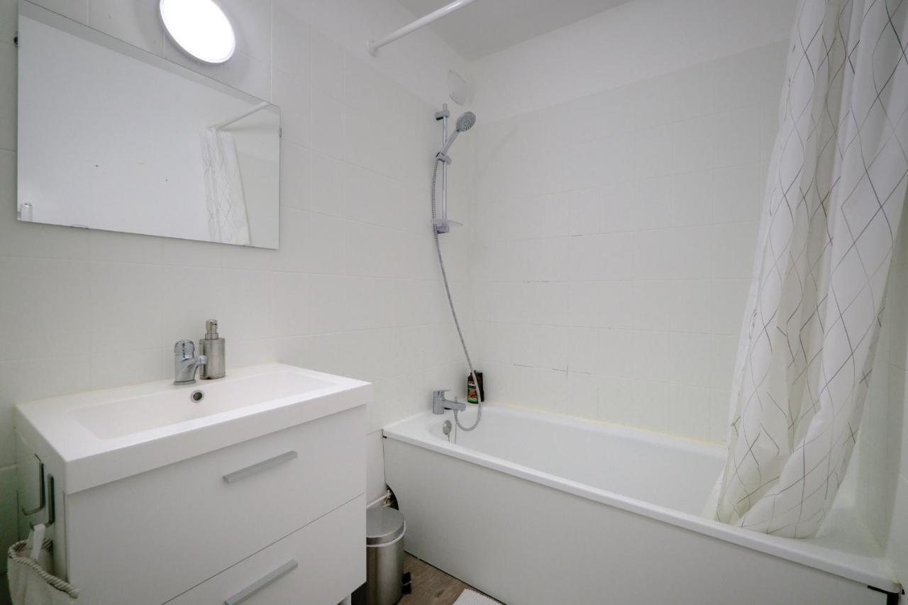 Ferienwohnung La Rouette Reims Exterior foto